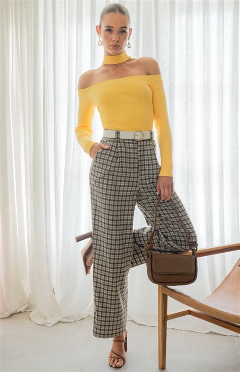 high waisted checkered laced pants.